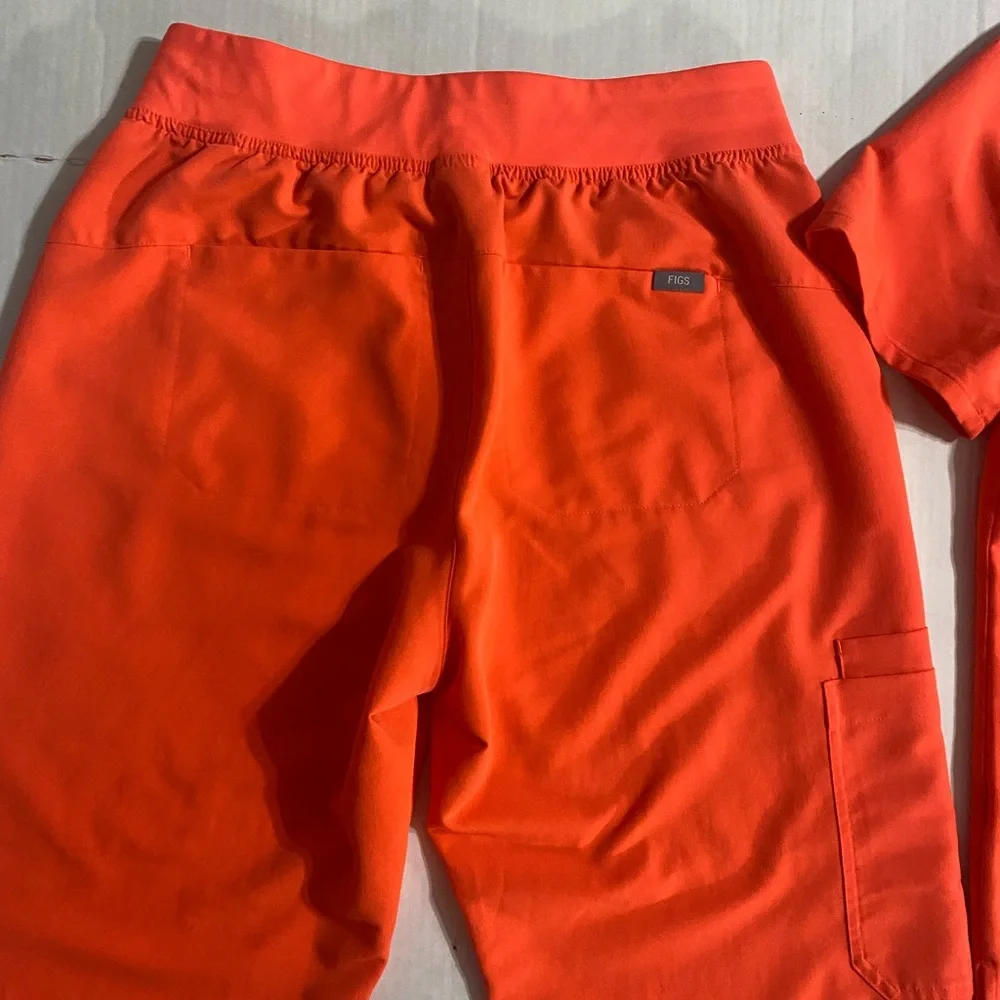 Figs Women's Orange Pajama Set - Picture 5 of 5